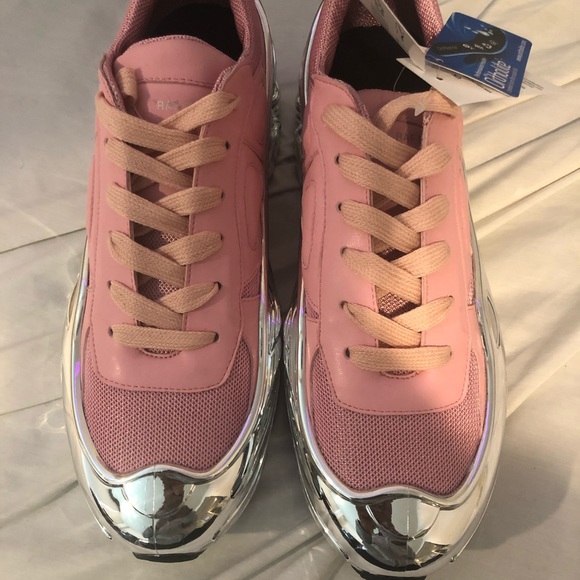Ralph Simmons Pink, Size 7